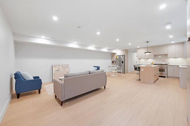 1 - 4855 Venables Street