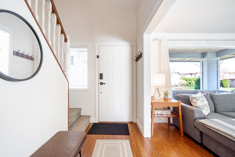 16356 Glenwood Crescent, Surrey, V4N 1Y1 | Image 3