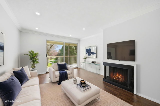 208 - 10631 No. 3 Road