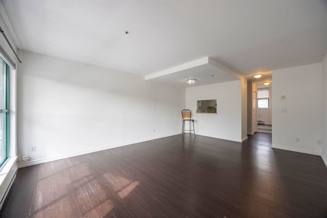 10 - 3200 Westwood Street