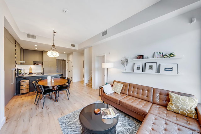 617 - 55 Klahanie Drive