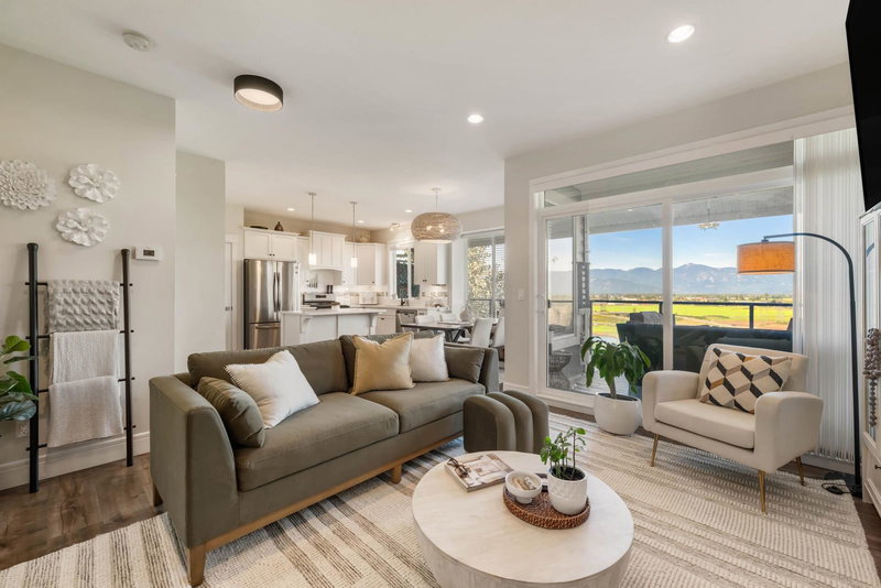 50634 Ledgestone Place #10, Chilliwack, British Columbia