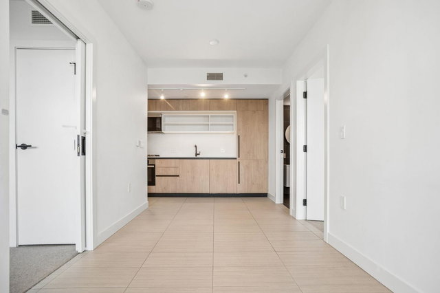 804 - 5058 Joyce Street