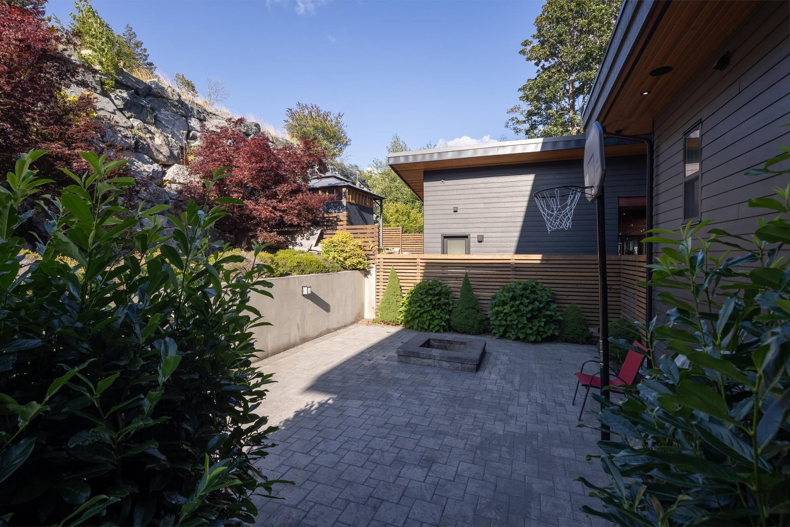Listing Image 33