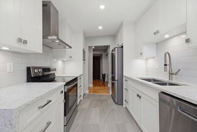 101 - 1005 7th Avenue W