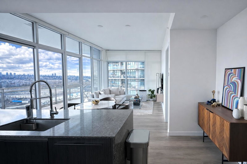 1506 - 5333 Goring Street, Burnaby, V5B 0B6 | Image 3