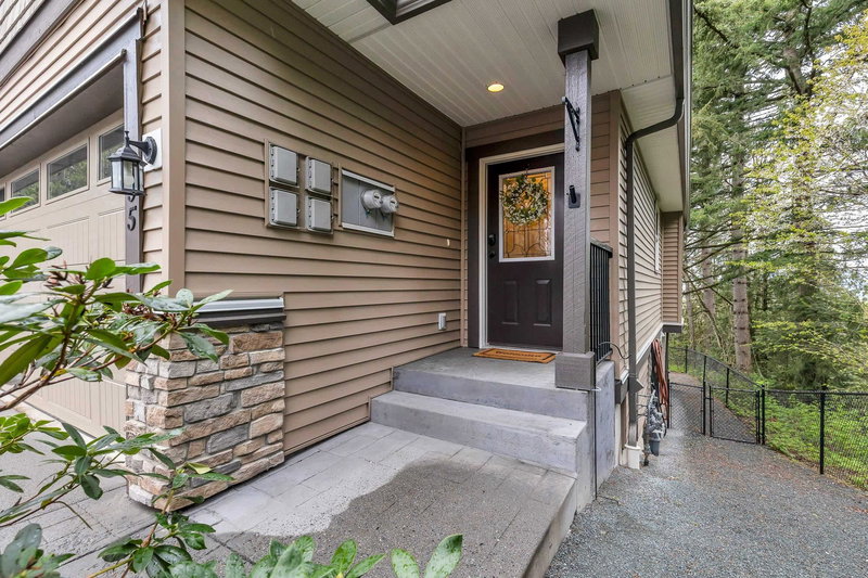35 - 46791 Hudson Road, Chilliwack, V2R 0L5 | Image 3