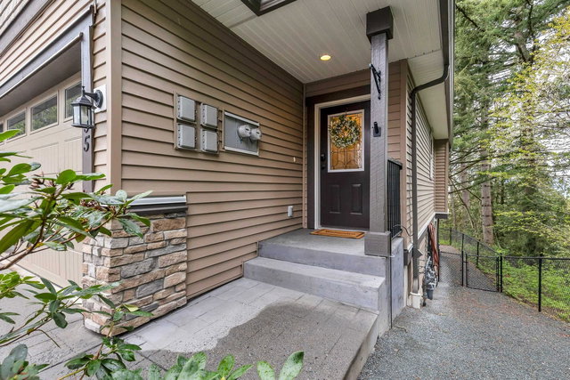 35 - 46791 Hudson Road