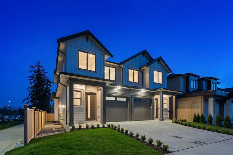 16594 22 Avenue #102, Surrey, British Columbia