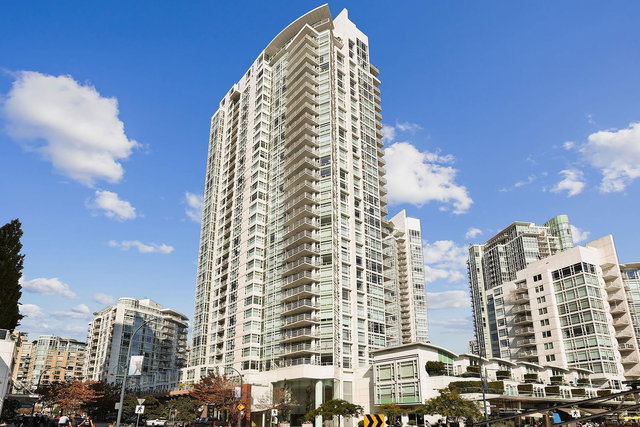 1103 - 1199 Marinaside Crescent