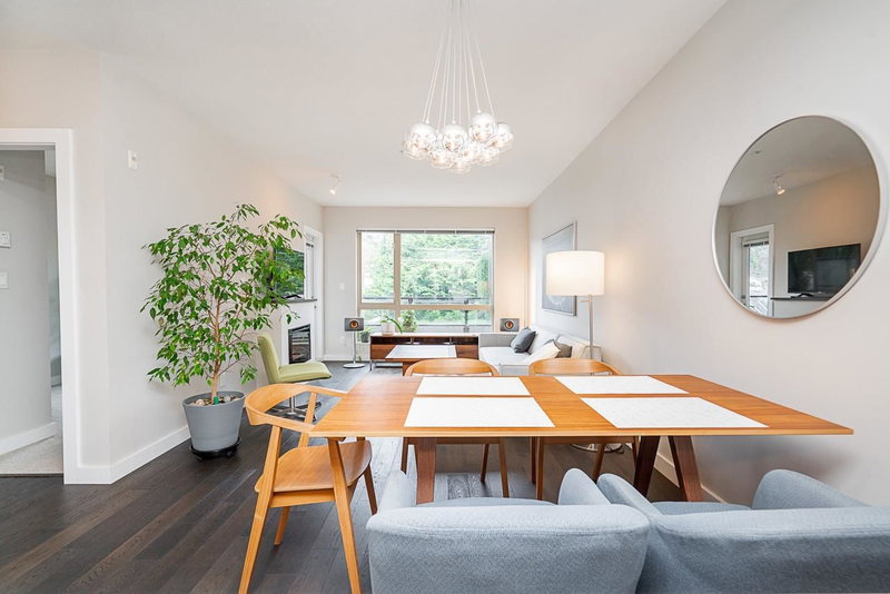 208 - 1330 Marine Drive, North Vancouver, V7P 1T4 | Image 3