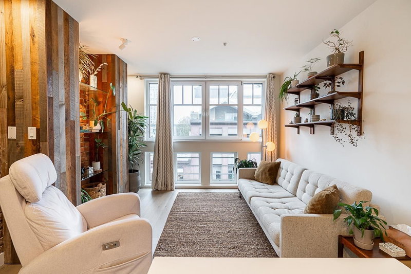 1072 Hamilton Street #406, Vancouver, British Columbia