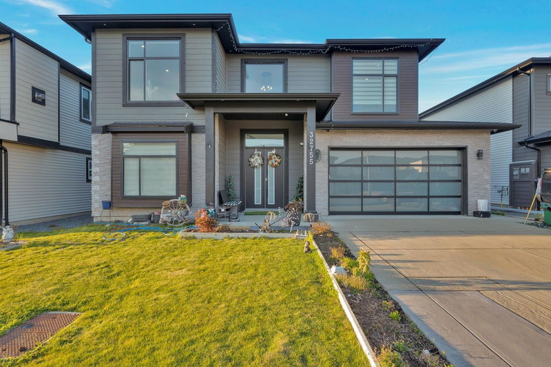 32755 Carter Avenue, Mission, British Columbia