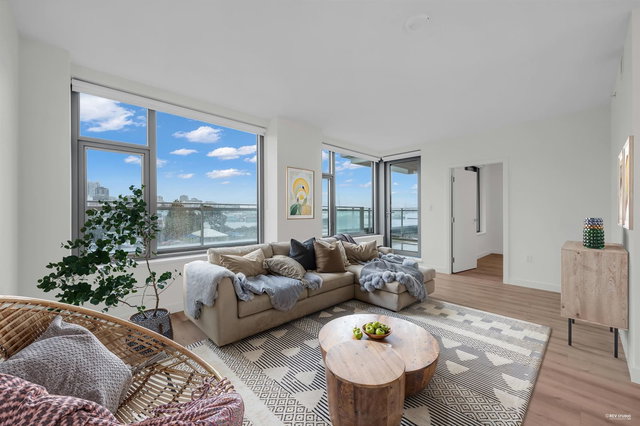 320 - 755 Harbourside Drive