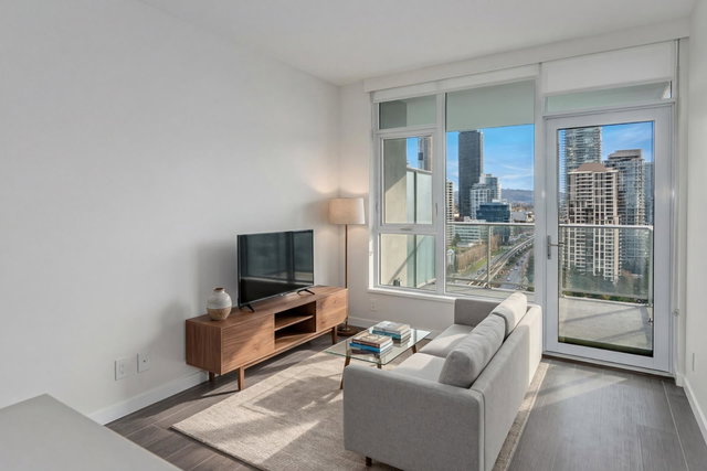 2009 - 4168 Lougheed Highway