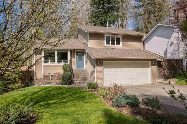 35327 Sandy Hill Crescent