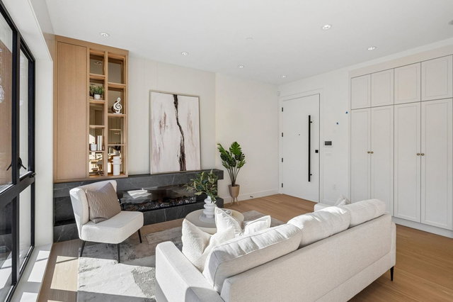 2 - 3036 13th Avenue W