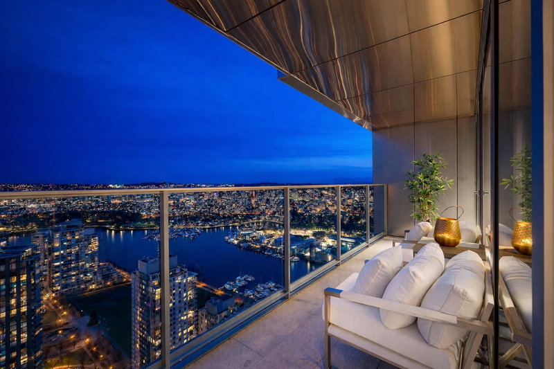 1480 Howe Street #4806, Vancouver, British Columbia