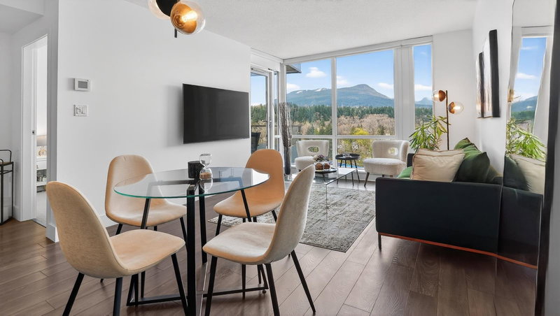 1550 Fern Street #1401, North Vancouver, British Columbia