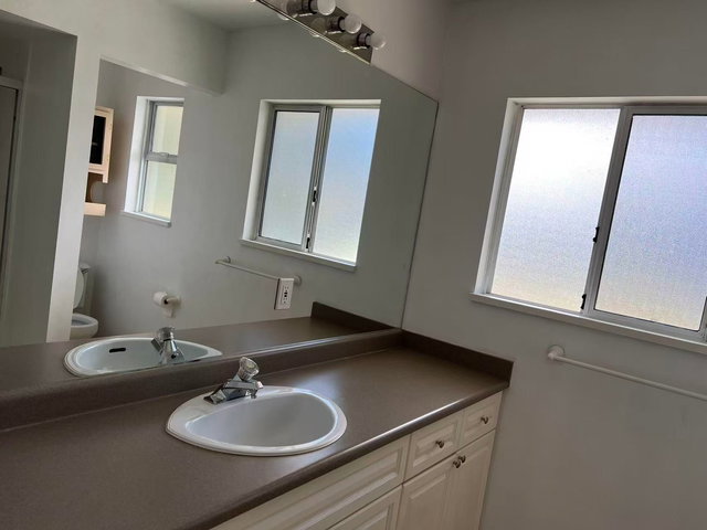 upper units - 8091 No 3 Road