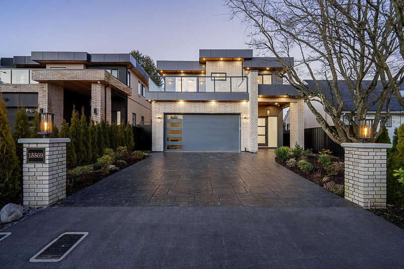 15569 Oxenham Avenue, White Rock, V4B 2J2 | Image 2