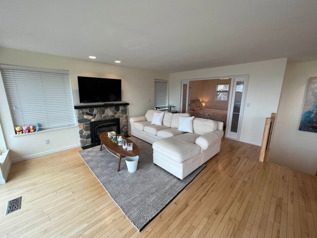 14748 Upper Roper Avenue