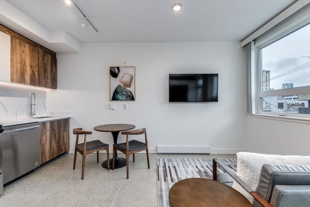 104 - 1170 Barclay Street