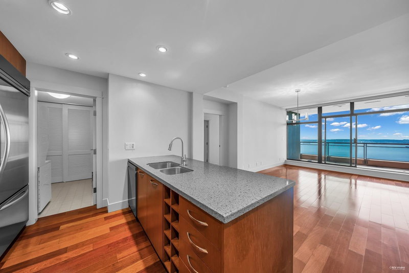 1102 - 3355 Cypress Place, West Vancouver, V7S 3J9 | Image 3