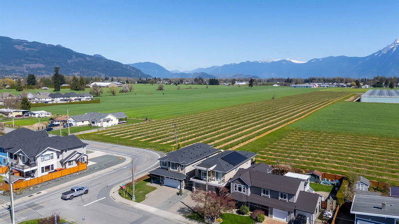 10398 Wedgewood Drive, Chilliwack, V2P 6B9 | Image 3