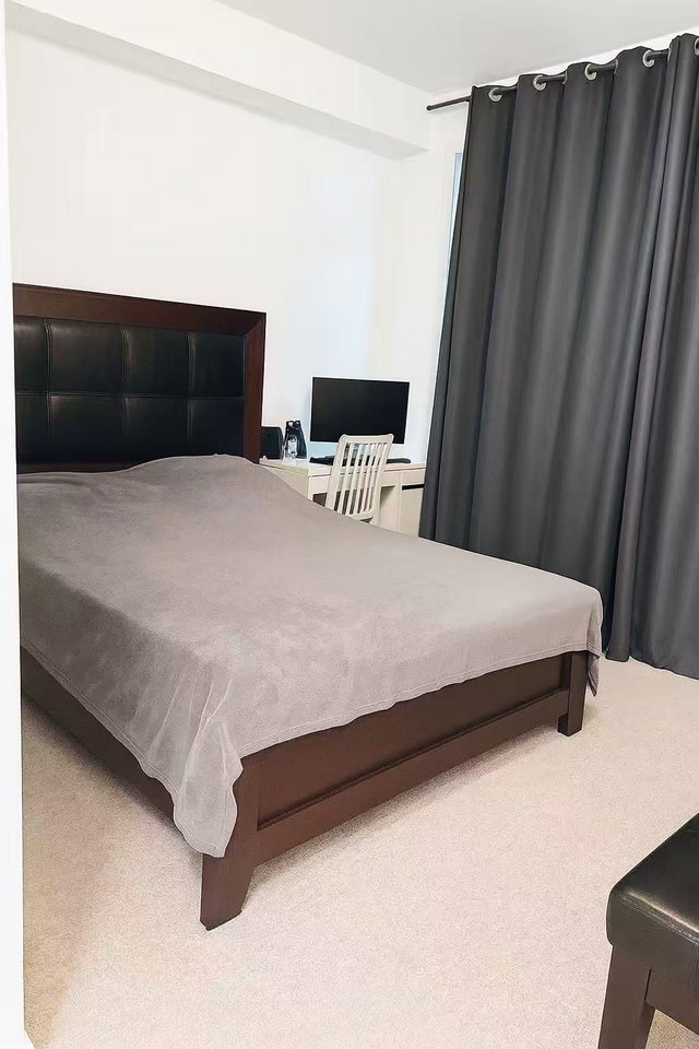 30X Female Only - 5689 Kings Road