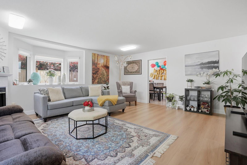 5 - 7901 13th Avenue, Burnaby, V3N 2E8 | Image 2