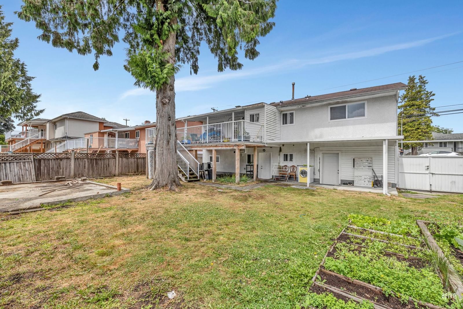 Listing Image 9
