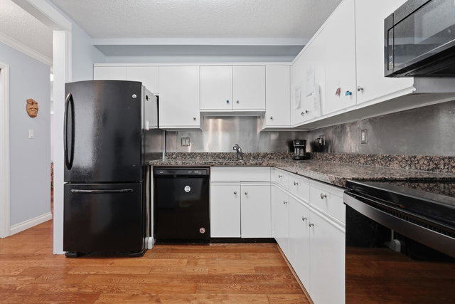 106 - 1830 Southmere Crescent E