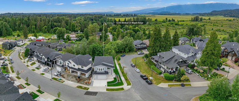 13593 Birdtail Drive, Maple Ridge, V4R 0J2 | Image 3
