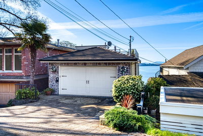 15188 Columbia Avenue | White Rock | Image
