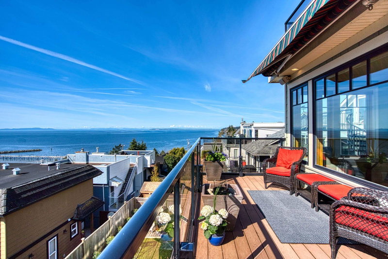 15188 Columbia Avenue, White Rock, V4B 1J3 | Image 2