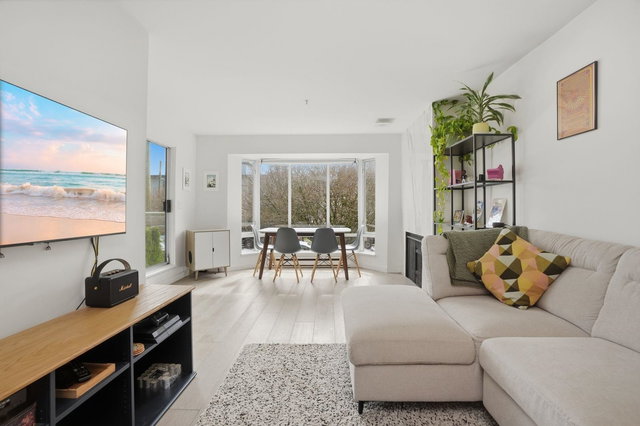 202 - 2195 5th Avenue W