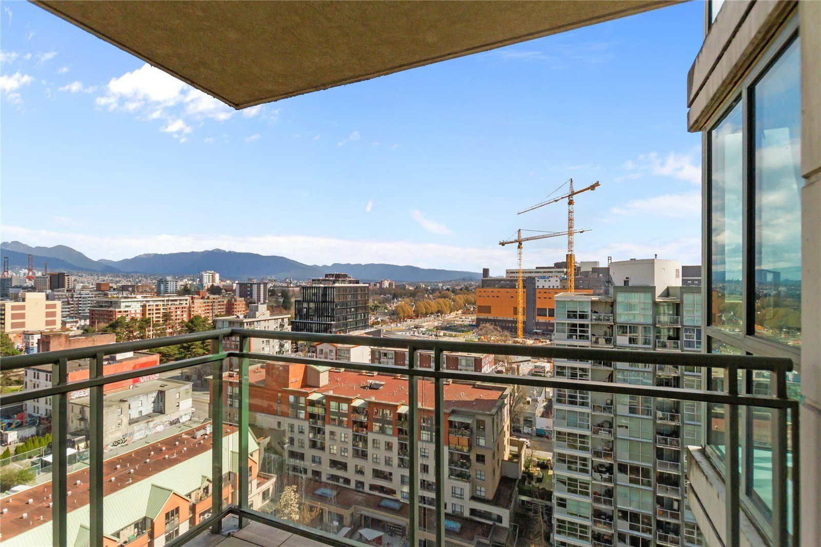 Listing Image 10