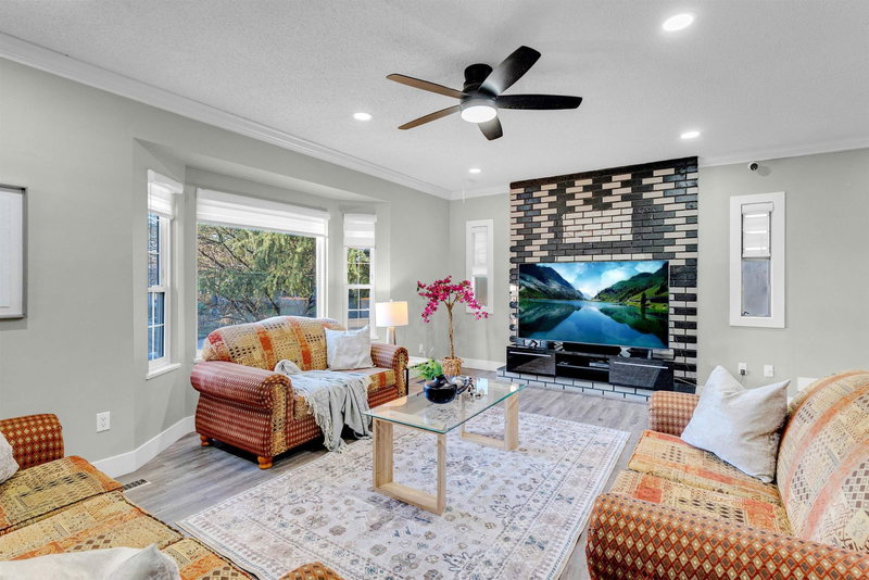 14458 Chartwell Drive, Surrey, V3S 5E4 | Image 3