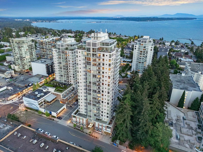 15152 Russell Avenue #1904, White Rock, British Columbia
