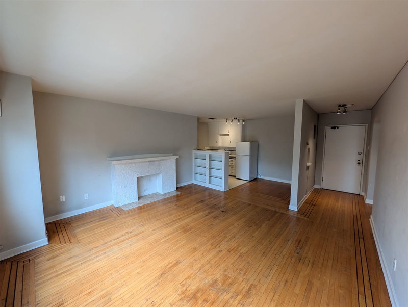 103 - 735 Royal Avenue, New Westminster, V3M 1J6 | Image 2