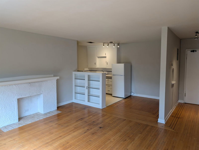 103 - 735 Royal Avenue, New Westminster, V3M 1J6 | Image 3