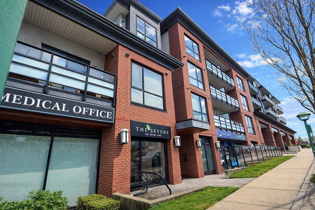 304 - 7777 Royal Oak Avenue