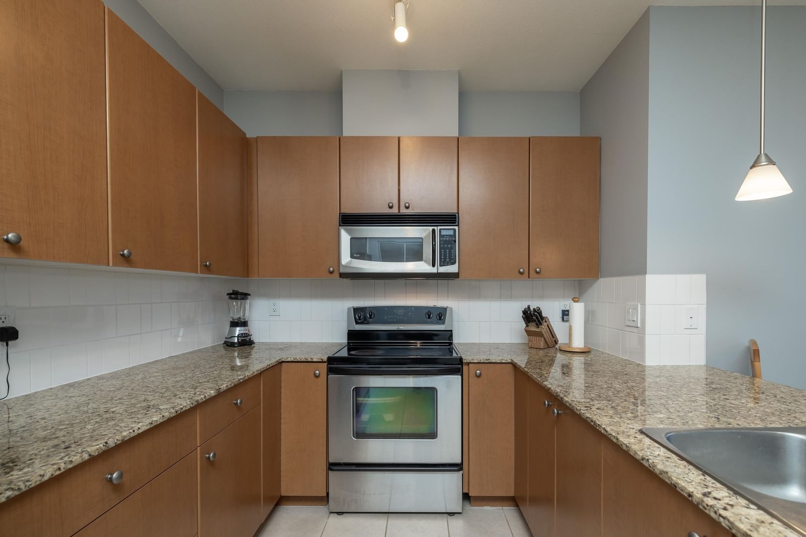 Listing Image 5