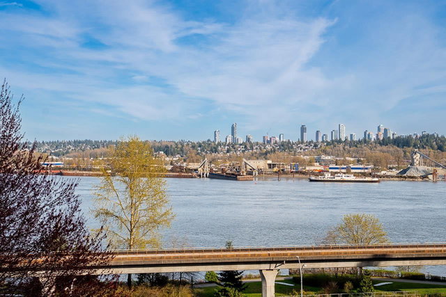 504 - 69 Jamieson Court