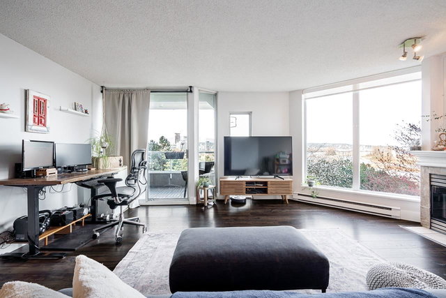 504 - 69 Jamieson Court