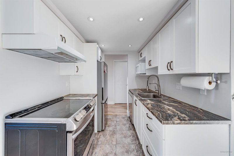 320 - 3080 Lonsdale Avenue, North Vancouver, V7N 3J5 | Image 2