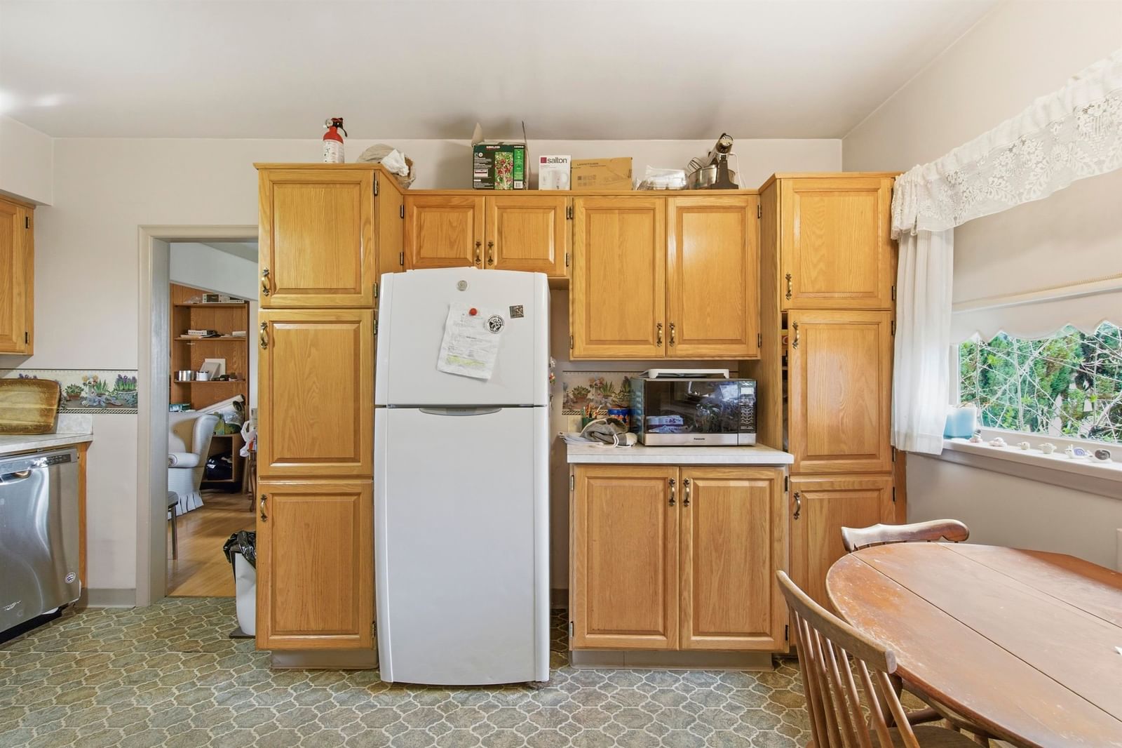 Listing Image 5