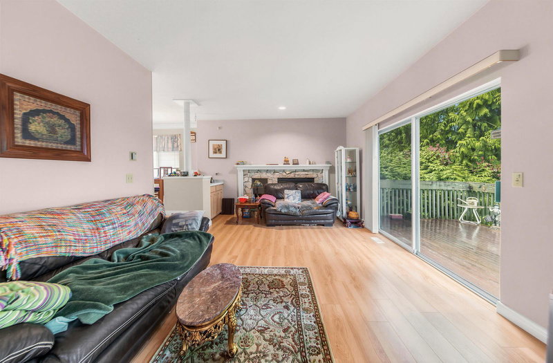 2974 Delahaye Drive, Coquitlam, V3B 6Z3 | Image 3