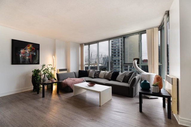 2102 - 930 Cambie Street